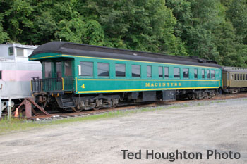 5705