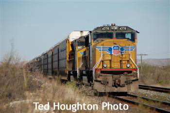 5943